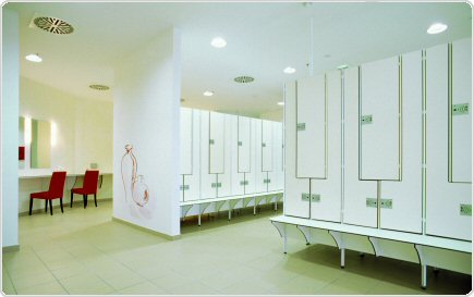 szafki basenowe HPL, szafki do przebieralni HPL, HPL, baseny, przebieralnie,  hale sportowe