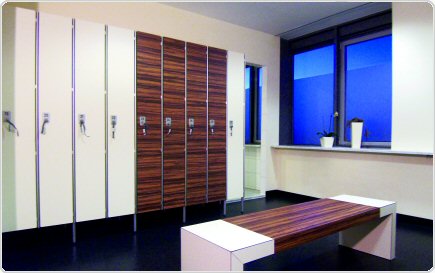 szafki basenowe HPL, szafki do przebieralni HPL, HPL, baseny, przebieralnie,  hale sportowe