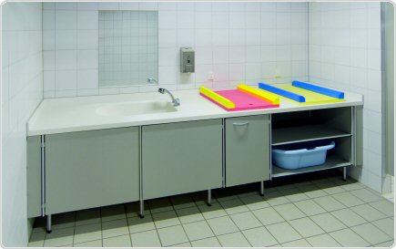 Stanowiska do pielęgnacji niemowląt przewijaki