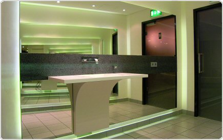 Stanowiska kosmetyczne i stanowiska do mycia